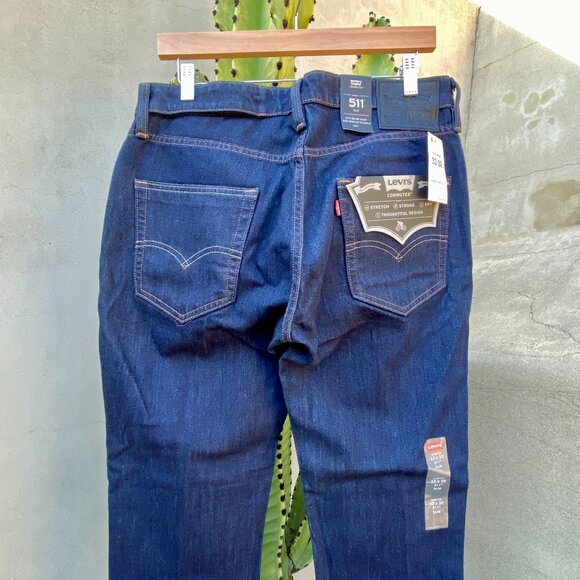 Levi 511 Slim Fit Commuter Jeans with Stretch - Picture 6 of 6